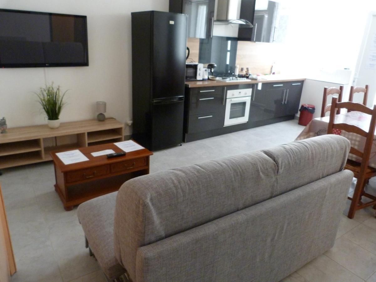 Appartement T.2 - Parking -Gratuit Vierzon Exterior foto